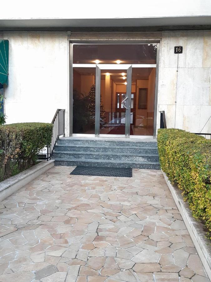 Suite Rent Milan 2 Екстериор снимка